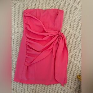 REVOLVE Strapless Pink Dress Perfect For a School Dance! Only worn once. No spot